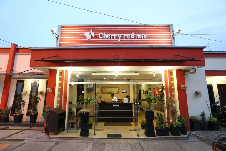 Cherry Red Hotel Medan, Medan