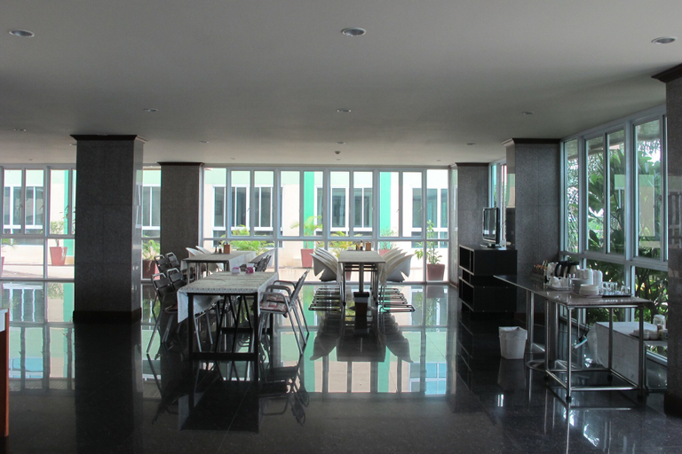 Food & Drinks 5, Chateau Vista, Si Racha