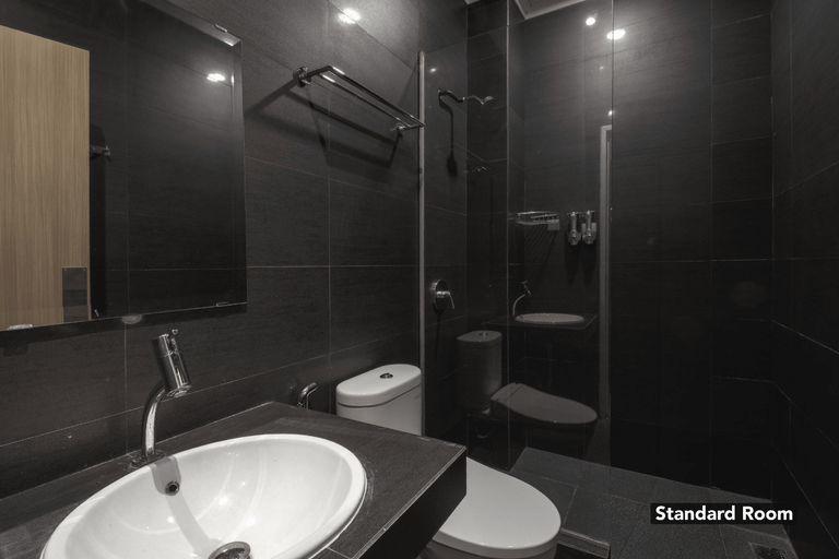 Bathroom 7