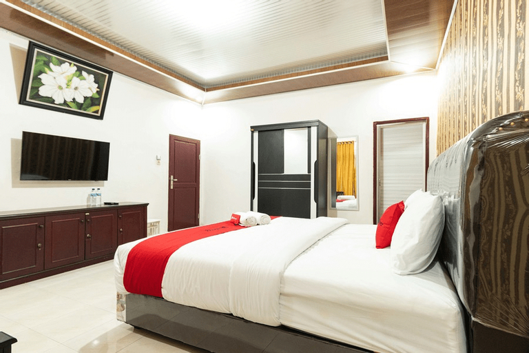 Bedroom 9
