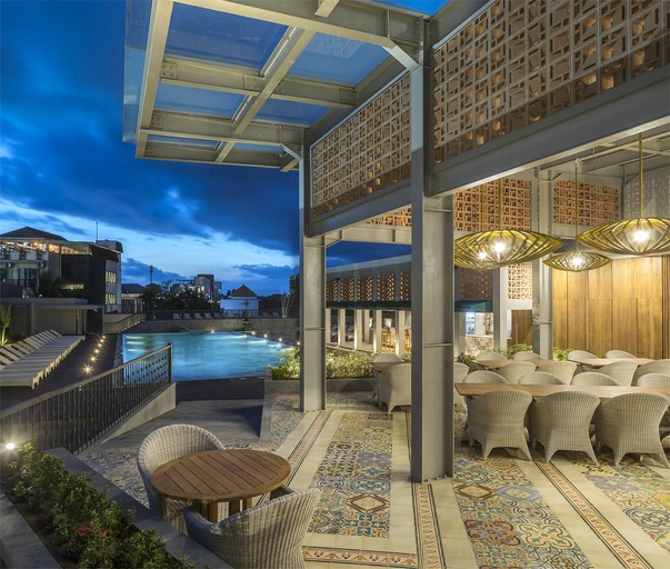 Eastin Ashta Resort Canggu - Food & Drinks