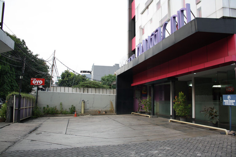 OYO 136 Manggis Inn Near RSU Kecamatan Taman Sari, Jakarta Barat