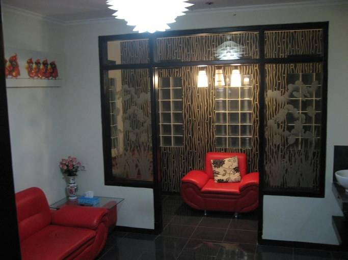 Bantal Guling Trans, Bandung