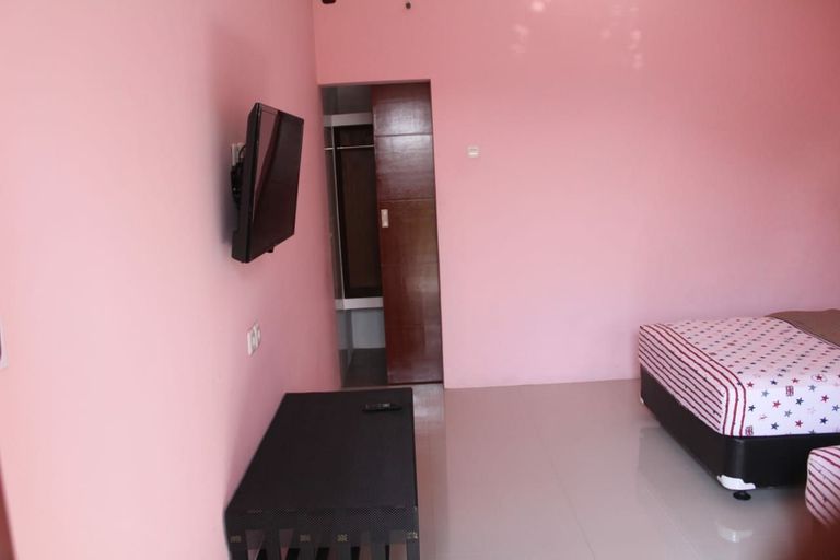 Tulip Guest House Kota Batu, Malang