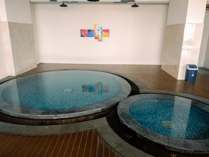 Swimming Pool 10