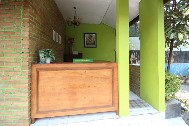 RedDoorz @ Jalan Parangtritis, Bantul
