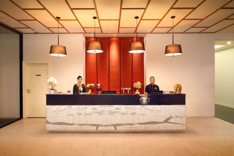 Helios Hotel And Convention, Bone