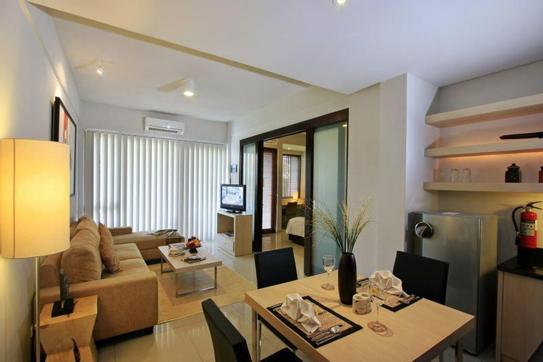 Dining Room 5