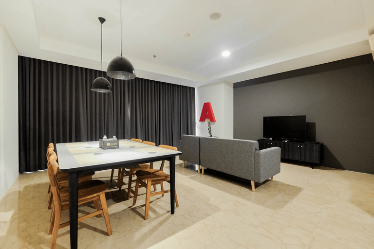 Dining Room 10