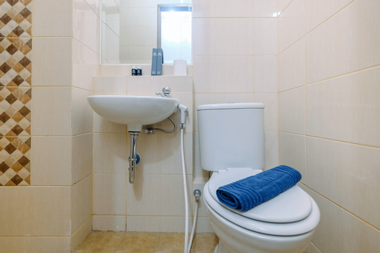 Bathroom 8