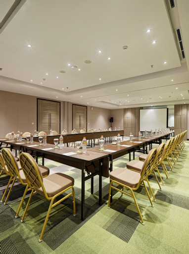 Business Facilities