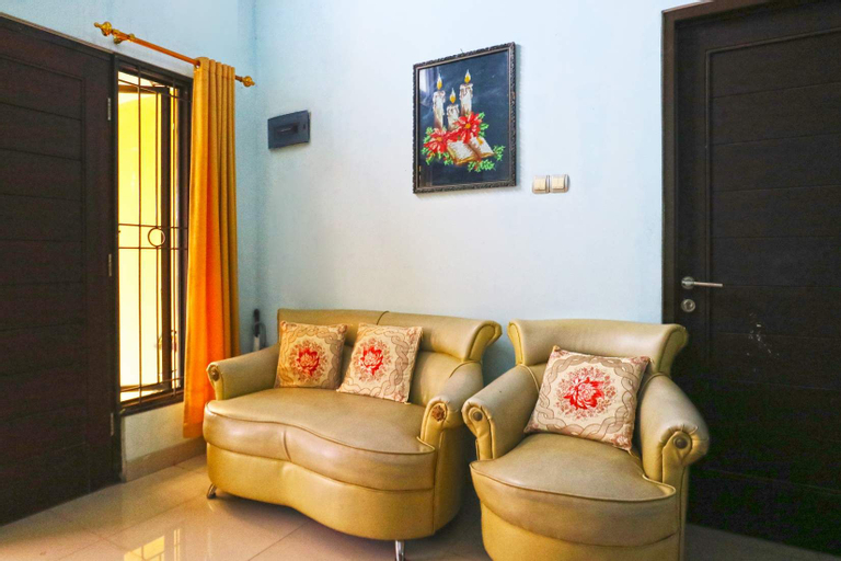 Kabin Kapsul Wisma Pondok Aren (Male Only), South Tangerang