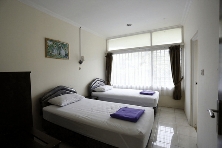 Bedroom 9