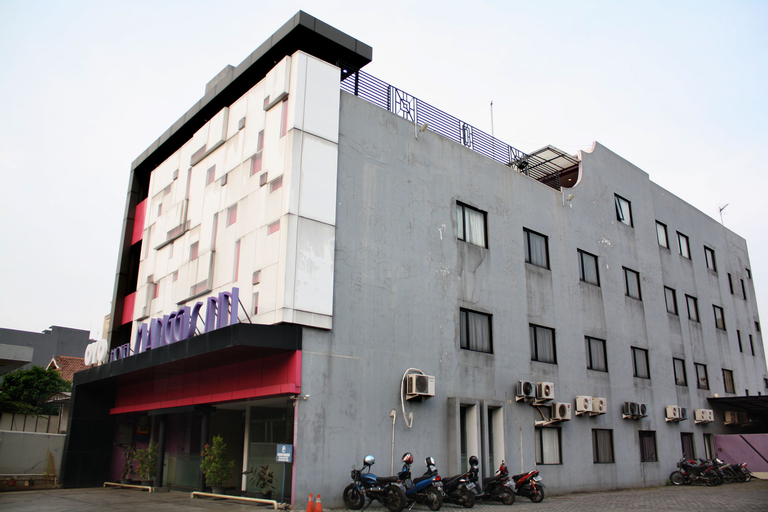 OYO 136 Manggis Inn Near RSU Kecamatan Taman Sari, Jakarta Barat