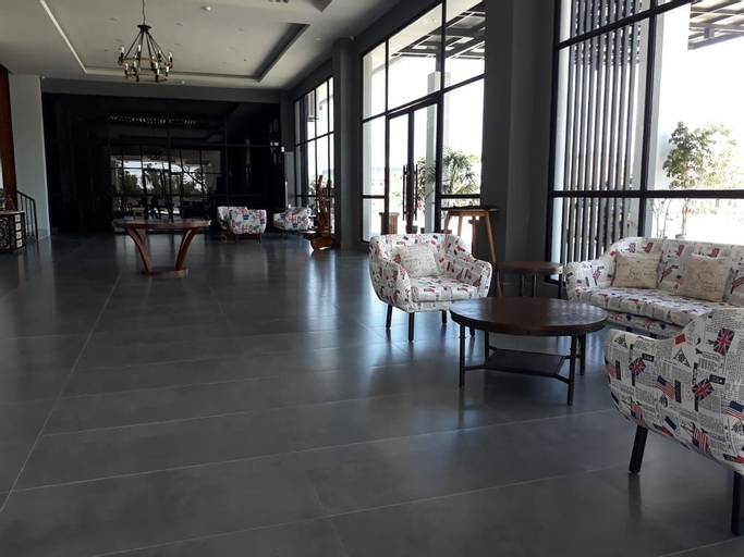 Public Area 14