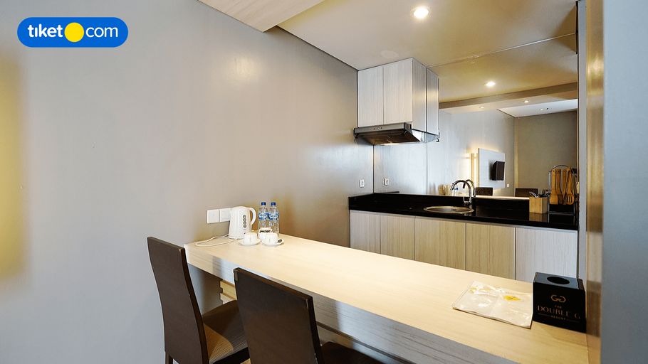 Dining Room 5