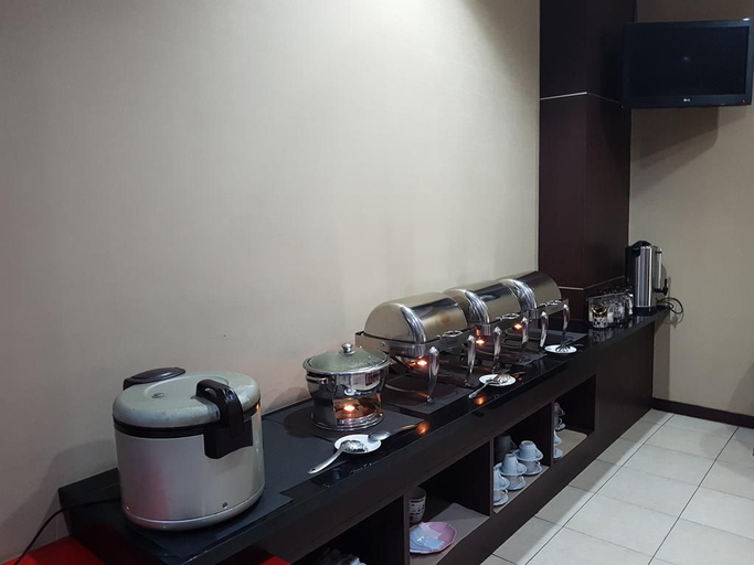 Food & Drinks 4, Hotel Pelangi Kupang, Kupang