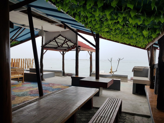 Cemara 38 Cottage Pulau Tidung, Thousand Islands