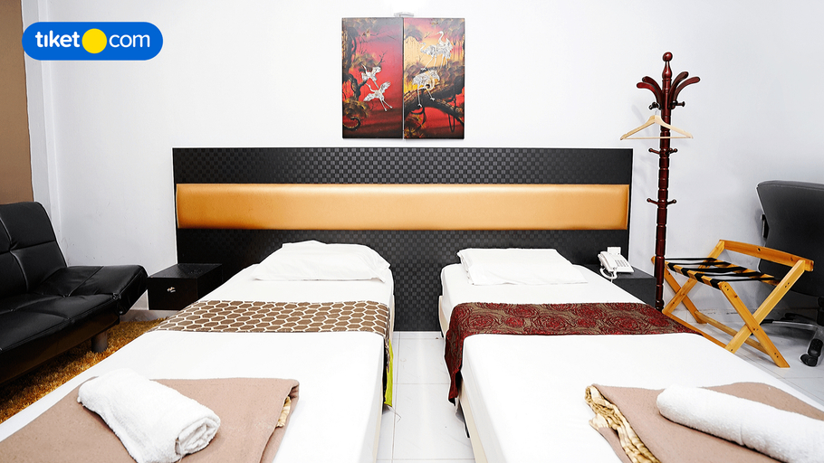 Lai Ming Hotel Cosmoland - Tap to explore photos