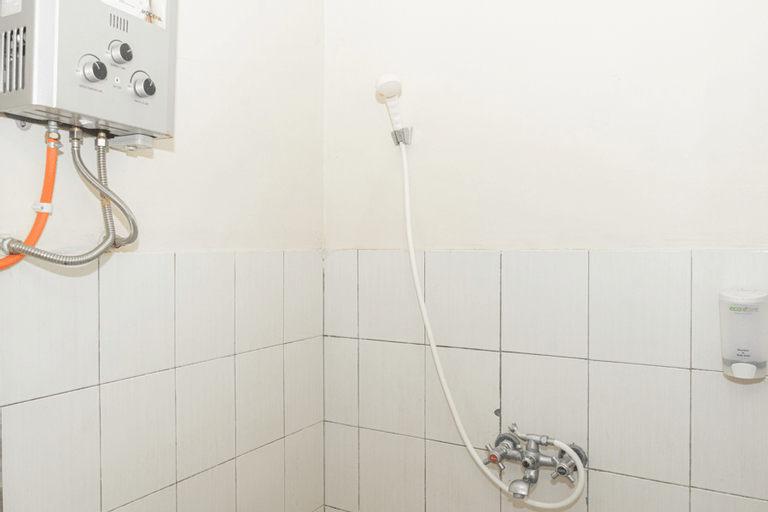 Bathroom 4