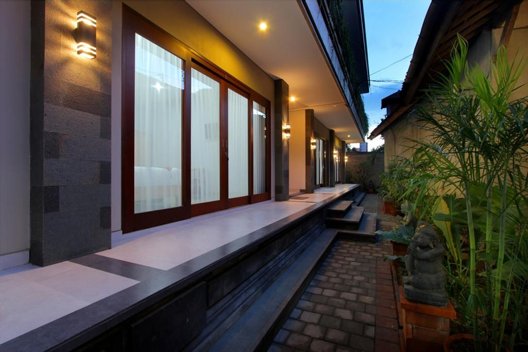 Exterior & Views, Sleepwell Seminyak, Badung