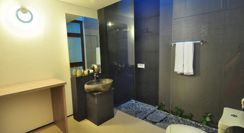 Bathroom 5, d'Lima Hotel & Villas, Badung