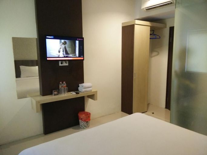 Others 3, Atria Inn, Makassar