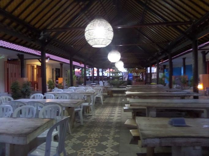 Public Area 4, SemayaOne Beach Guest Hotel, Klungkung