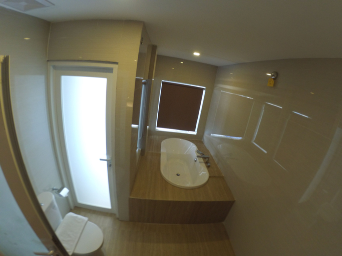 Bathroom 4, dSeason Hotel Karimunjawa, Jepara