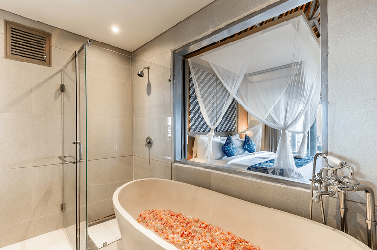 Bathroom 26