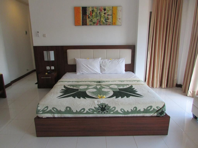 Bedroom 13