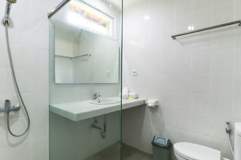 Bathroom 6