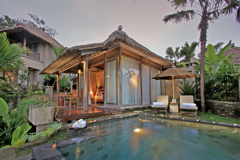 Swimming Pool 24