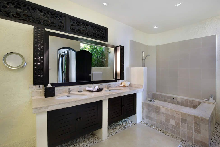 Bathroom 5, Impiana Private Villas Seminyak, Badung