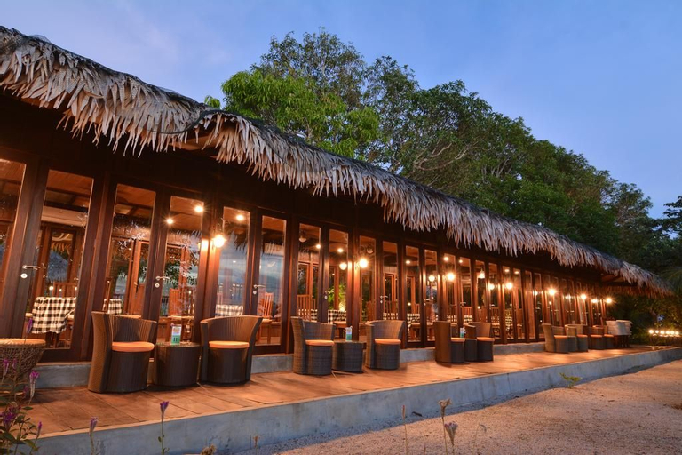 Kasuari Valley Beach Resort, Sorong