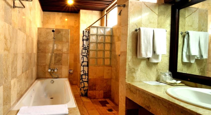 Bathroom 5, Sari Bunga Hotel, Badung