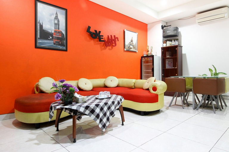Public Area 3, RedDoorz Plus @ Affandi Gejayan, Sleman