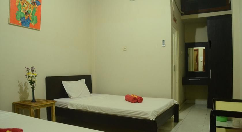 Bedroom 3, Budget Door Legian Inn, Badung