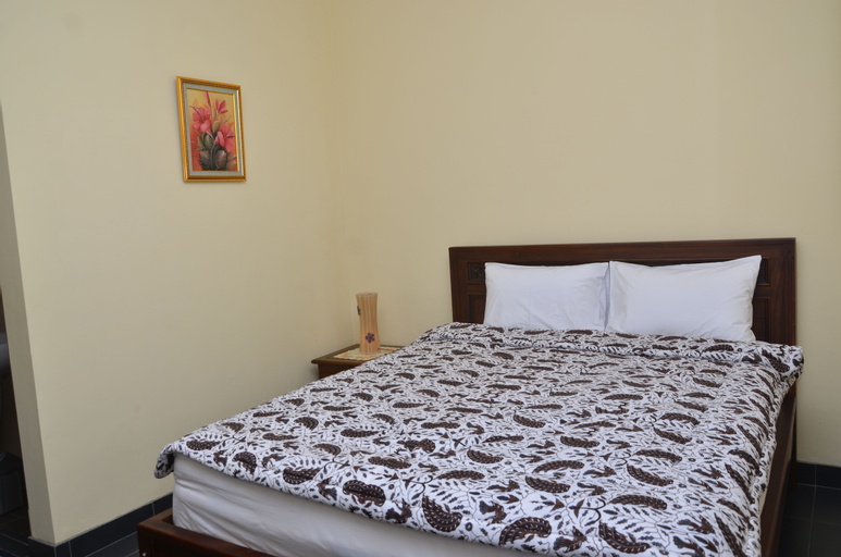 Rumah Catra Guest House & Resto, Magelang