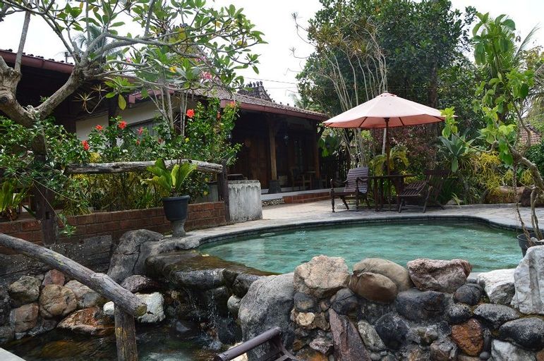 Joglo Plawang Villa Resort Sleman Booking Murah Di Tiket Com