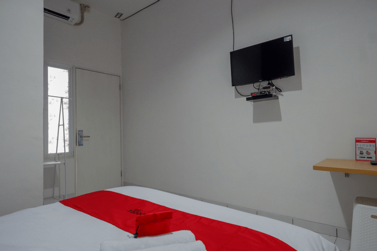 Bedroom 13