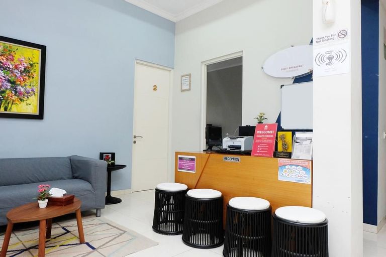 Anjani Bed and Breakfast, Surabaya