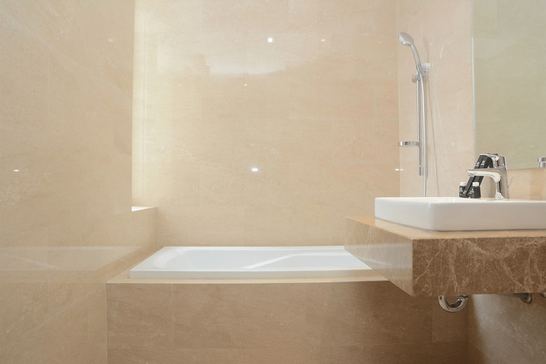 Bathroom 12