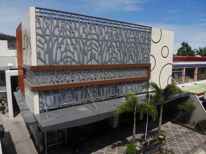 Kawana Hotel, Padang