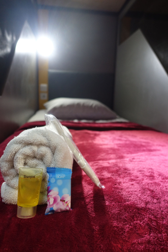 Bedroom 4, Sleep & Sleep Capsule Semarang, Semarang
