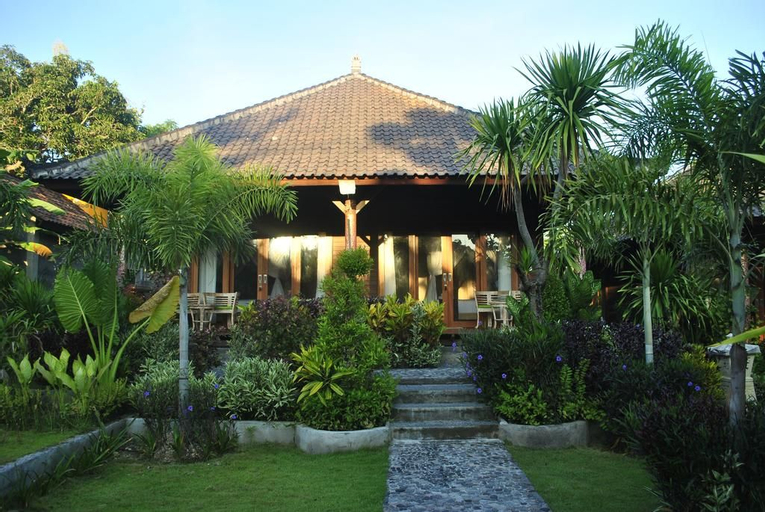 Damara Lembongan - Tap to explore photos