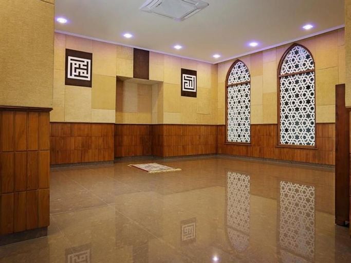 Multazam Hotel, Solo
