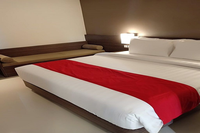 Horison GKB Gresik, Gresik