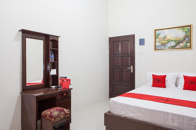 Bedroom 13