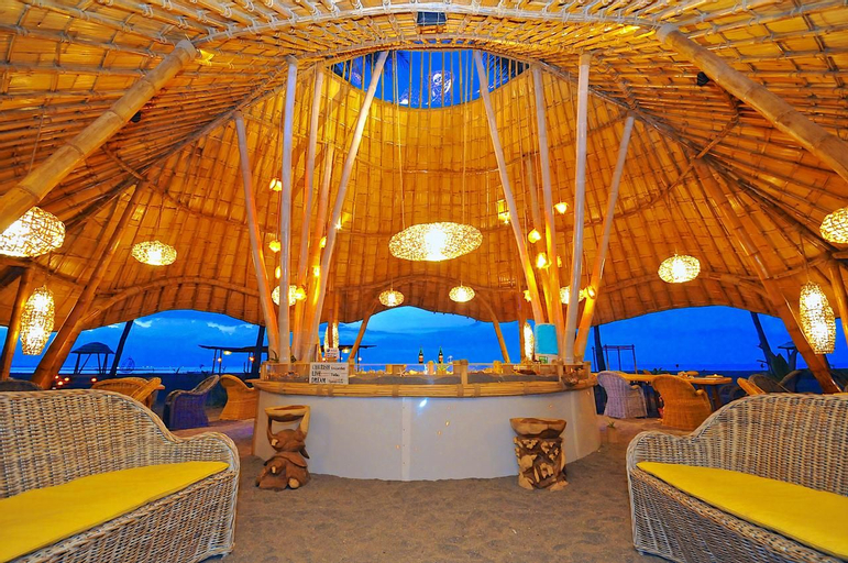 Coconut Garden Beach Resort, Sikka